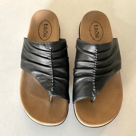 Taos Footwear Shoes - TAOS Gift 2 Black Leather Sandal Size 10 Like New